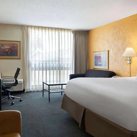 Ramada By Wyndham Tucson