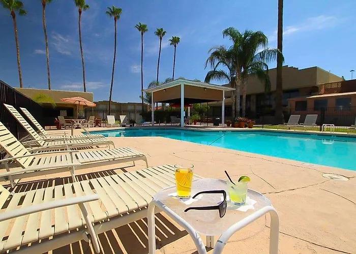 Ramada By Wyndham Hotel 3*