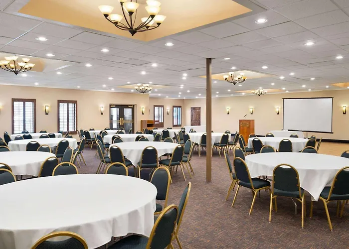 Ramada By Wyndham Hotel 3*