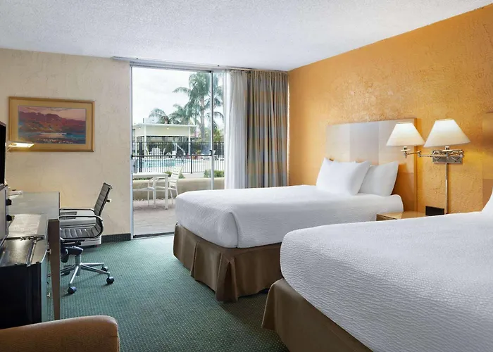 Ramada By Wyndham 3*