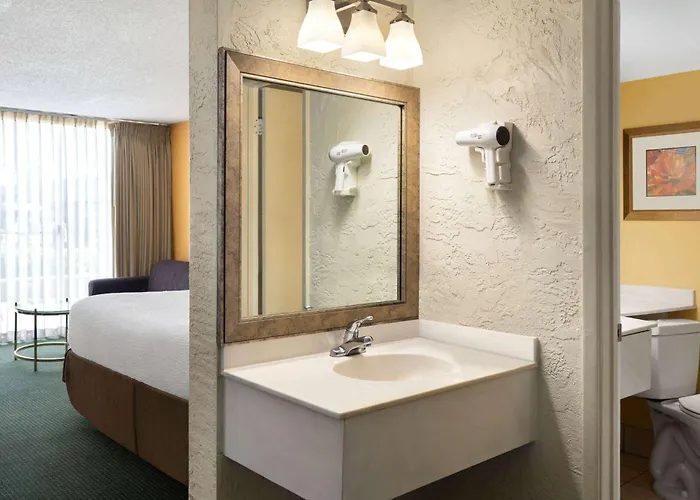 Ramada By Wyndham Tucson