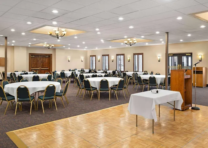 Hotel Ramada By Wyndham 3*