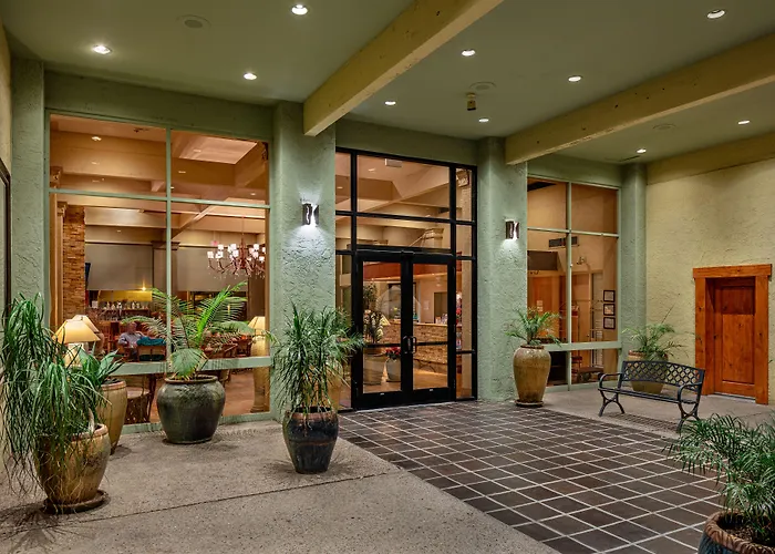 Hotel Ramada By Wyndham Tucson