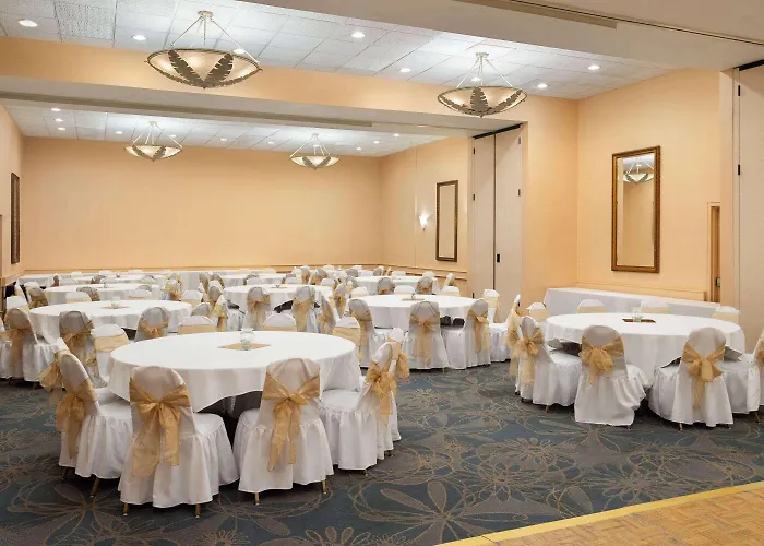 Ramada By Wyndham