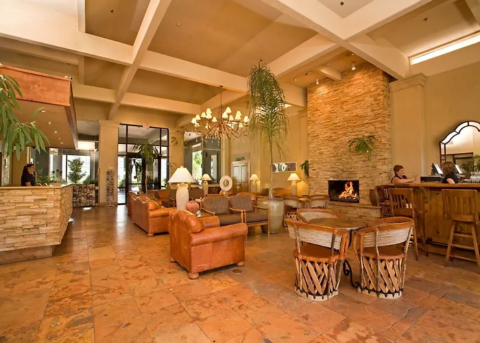 Hotel Ramada By Wyndham Tucson