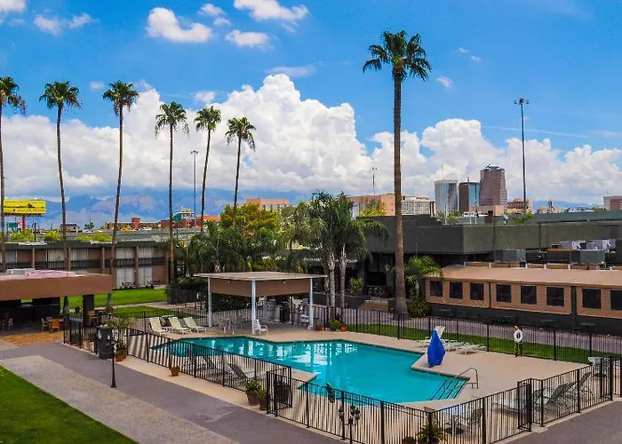 Hotel Ramada By Wyndham 3*