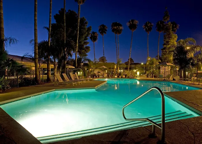 Ramada By Wyndham Hotel 3*