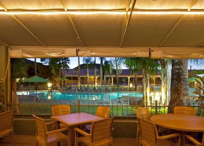 Hotel Ramada By Wyndham Tucson